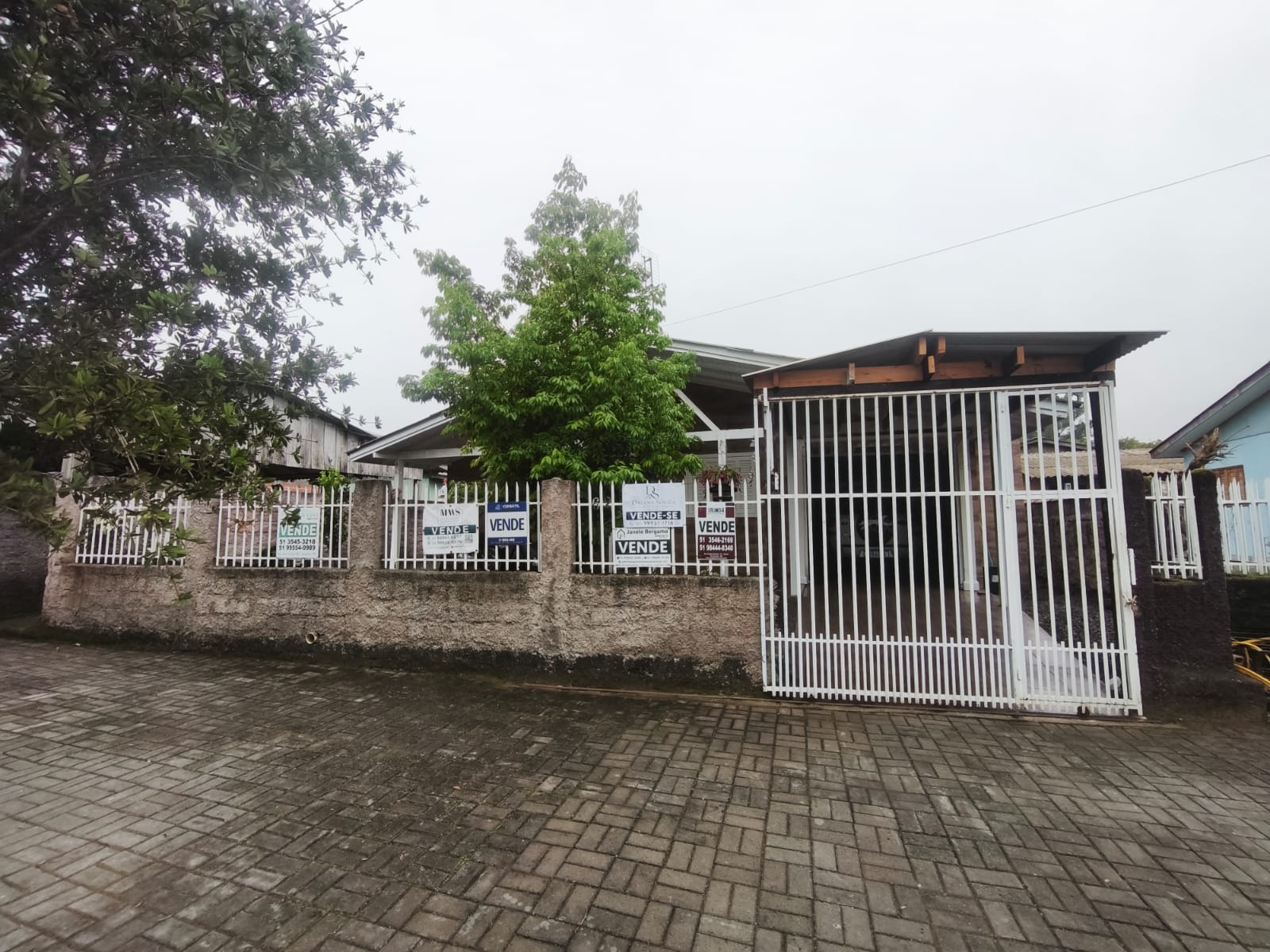CASA COM PISCINA